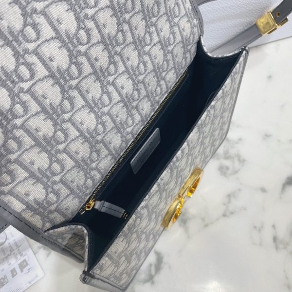 Fausse Sac Dior 30 Montaigne Medium en jacquard Oblique gris – Image 9