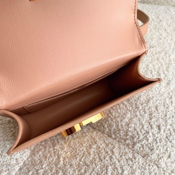 Réplique Micro Sac Dior 30 Montaigne en veau box poudre – Image 5
