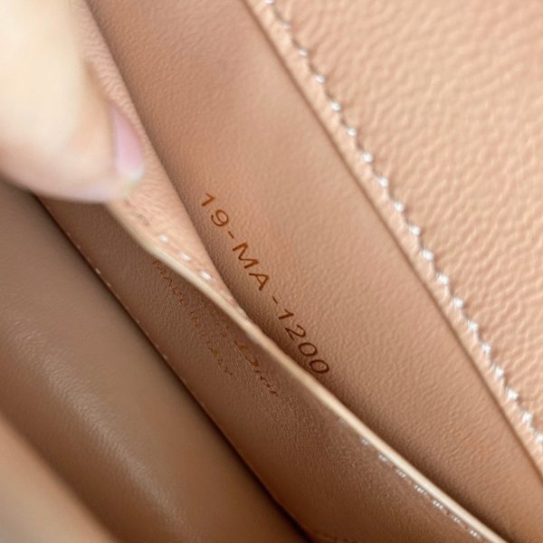 Réplique Micro Sac Dior 30 Montaigne en veau box poudre – Image 2