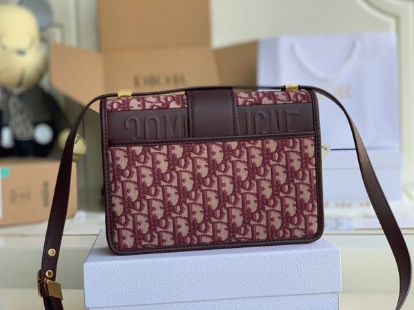 Contrefaçon Sac Dior 30 Montaigne Medium en jacquard Oblique bordeaux – Image 8