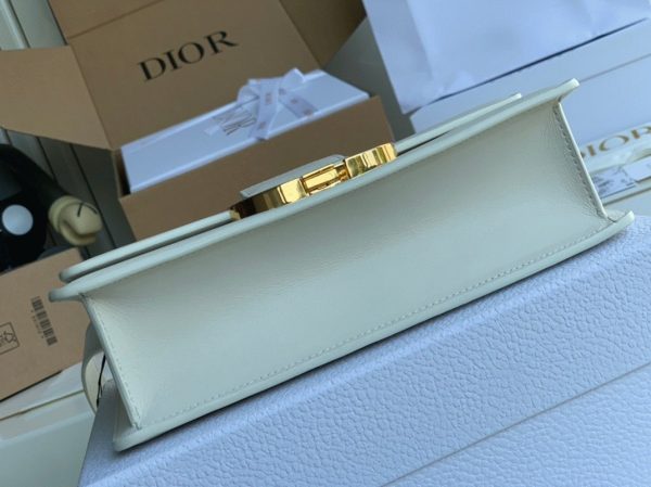 Fausse Sac Dior 30 Montaigne Medium en veau box blanc – Image 7