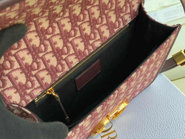 Contrefaçon Sac Dior 30 Montaigne Medium en jacquard Oblique bordeaux – Image 5