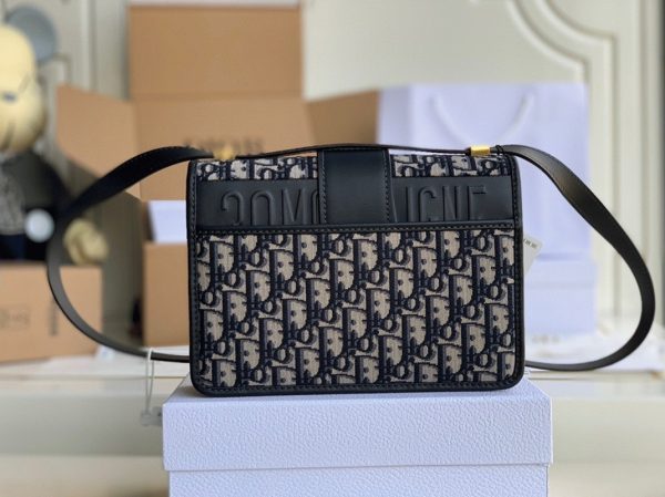Réplique Sac Dior 30 Montaigne Medium en jacquard Oblique bleu – Image 4
