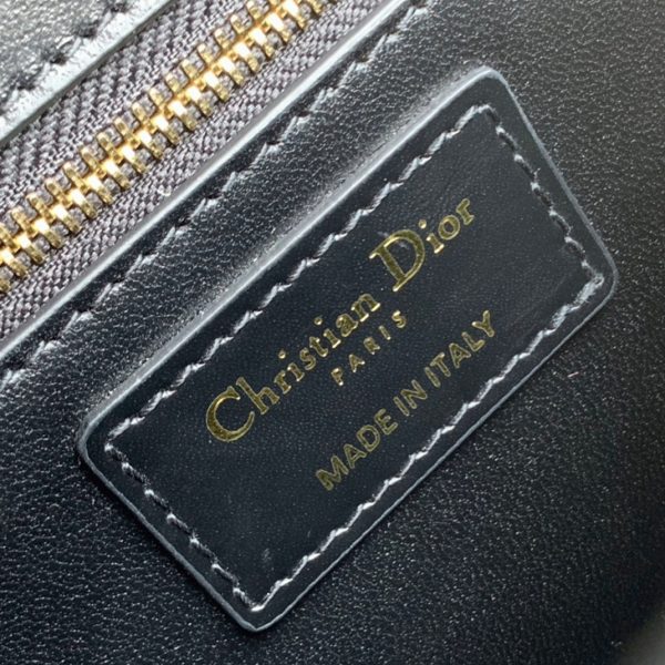 Réplique Sac Dior 30 Montaigne Medium en veau box noir – Image 3