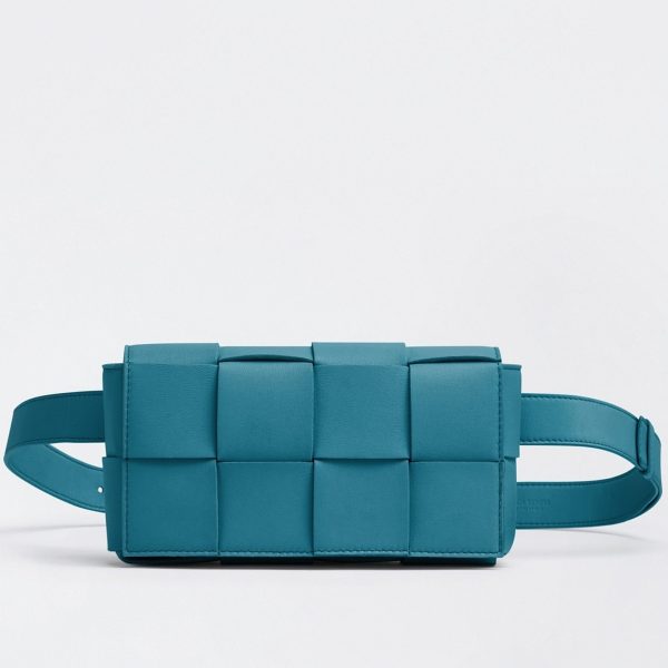 Contrefaçon sac banane Bottega Veneta Cassette en Mallard