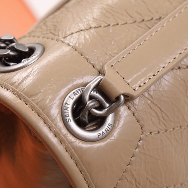 Réplique Sac Saint Laurent Niki Medium à Chaîne en Beige – Image 13