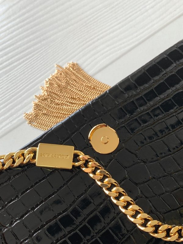 Fausse Sacoche Saint Laurent Kate Small à Frange en Cuir Embossé Crocodile Noir – Image 9