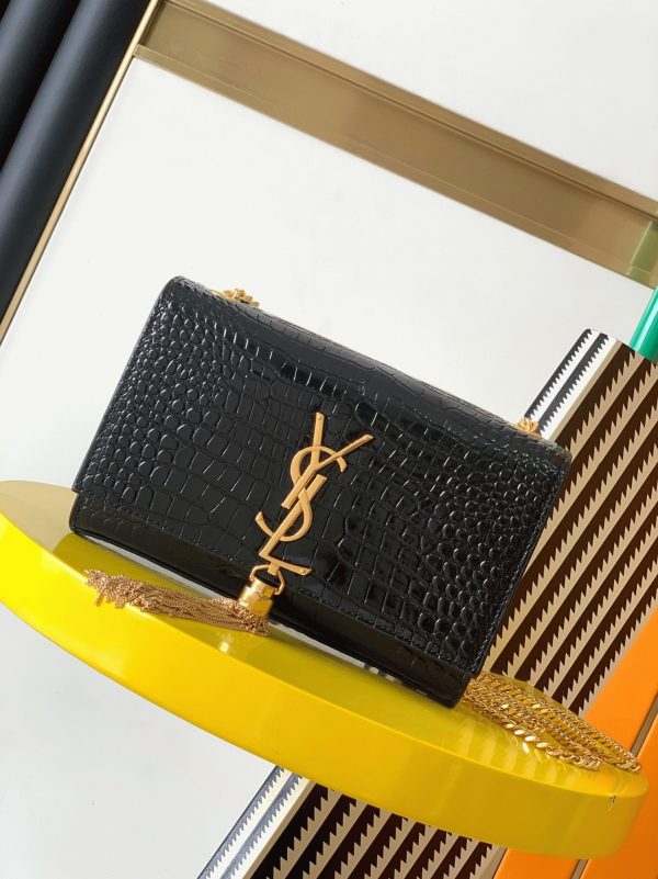 Fausse Sacoche Saint Laurent Kate Small à Frange en Cuir Embossé Crocodile Noir – Image 4