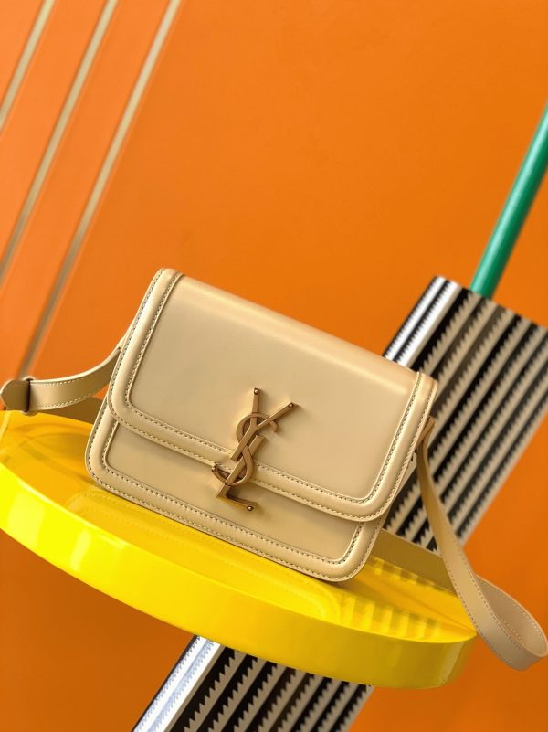 Sac Saint Laurent Solferino Small en Cuir de Veau Beige – Image 4