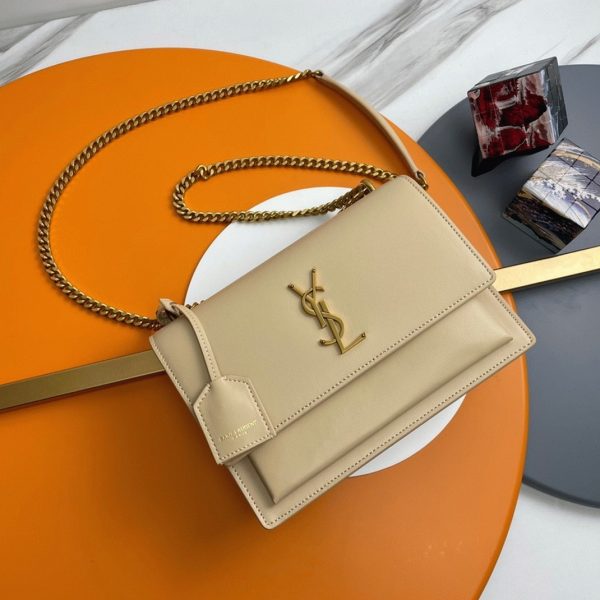 Sac Saint Laurent Sunset Medium à Chaîne en Cuir de Veau Beige – Image 3