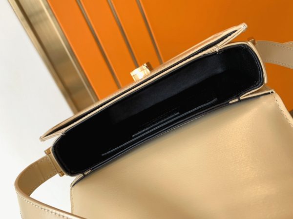 Sac Saint Laurent Solferino Small en Cuir de Veau Beige – Image 3