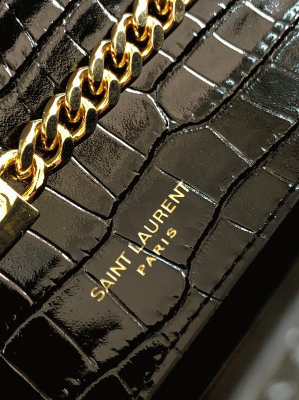 Fausse Sacoche Saint Laurent Kate Small à Frange en Cuir Embossé Crocodile Noir – Image 10