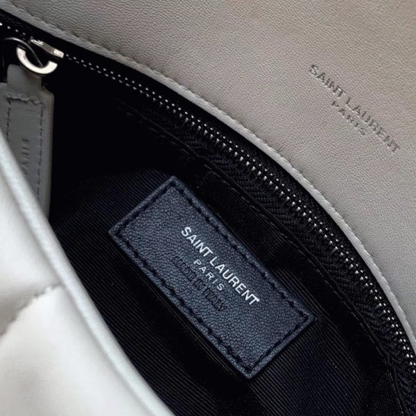 Sac Saint Laurent Puffer Small à Chaîne en Cuir d’Agneau Ivoire – Image 7