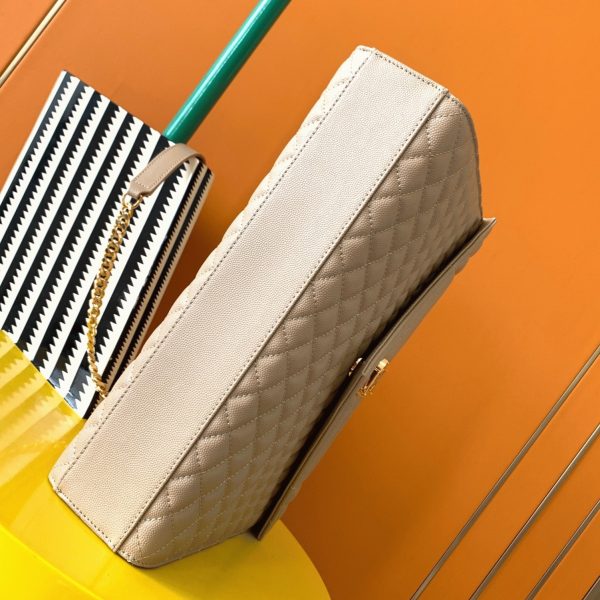 Fausse Sacoche Saint Laurent Envelope Large en Beige – Image 9