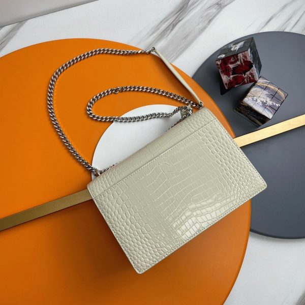 Sac Saint Laurent Sunset Medium à Chaîne en Cuir Embossé Crocodile Ivoire – Image 10