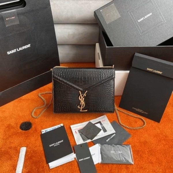 Contrefaçon Sac Saint Laurent Cassandra Medium en Noir Crocodile – Image 8