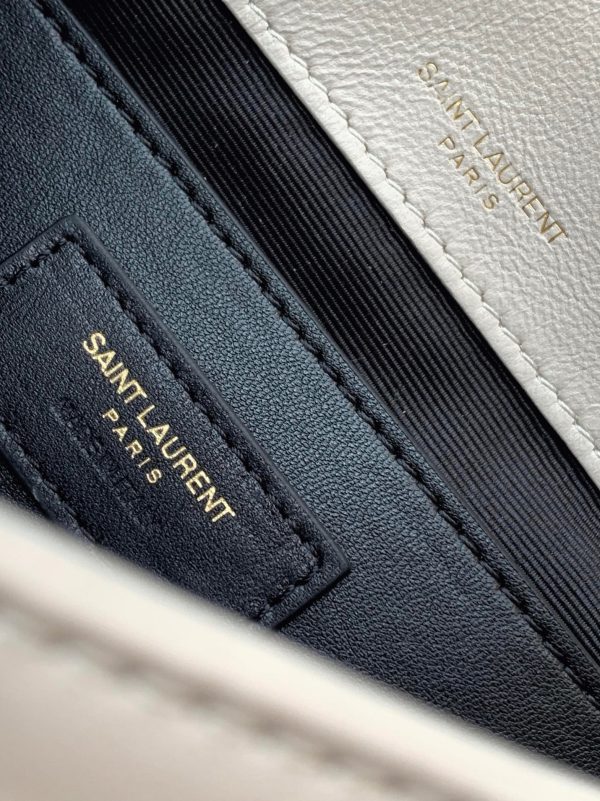 Réplique Sac Saint Laurent Niki Baby à Chaîne en Blanc – Image 6