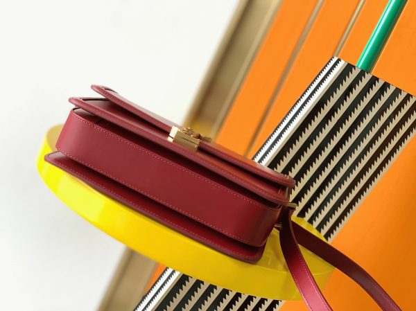 Sac Saint Laurent Solferino Medium en Cuir de Veau Rouge – Image 6