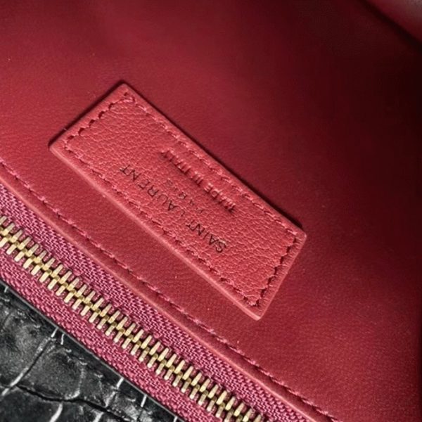 Contrefaçon Sac Saint Laurent Cassandra Medium en Noir Crocodile – Image 6