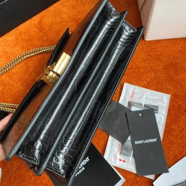 Contrefaçon Sac Saint Laurent Cassandra Medium en Noir Crocodile – Image 4