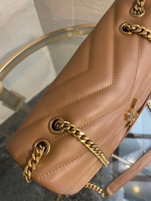 Fausse Sacoche Saint Laurent LouLou Small à Chaîne en Marron – Image 10