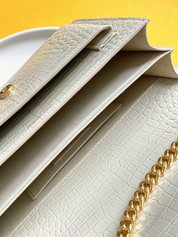 Sac Saint Laurent Sunset Medium à Chaîne en Cuir Embossé Crocodile Ivoire – Image 6