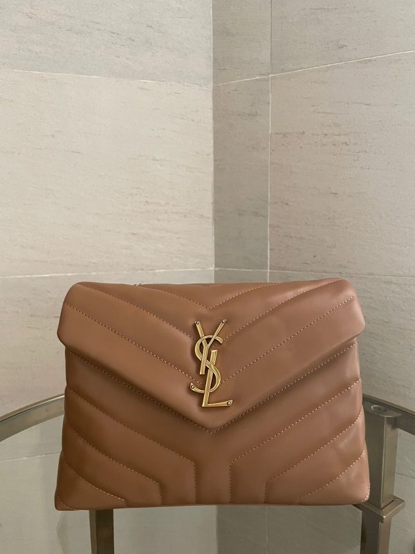 Fausse Sacoche Saint Laurent LouLou Small à Chaîne en Marron – Image 7