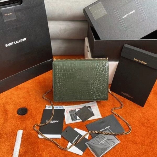 Fausse Sacoche Saint Laurent Cassandra Medium en Vert Crocodile – Image 10