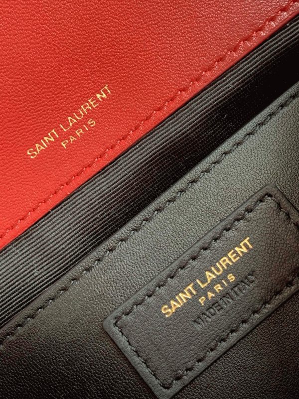 Réplique Sac Saint Laurent Niki Baby à Chaîne en Rouge – Image 7