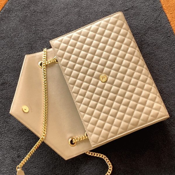 Fausse Sacoche Saint Laurent Envelope Large en Beige – Image 3