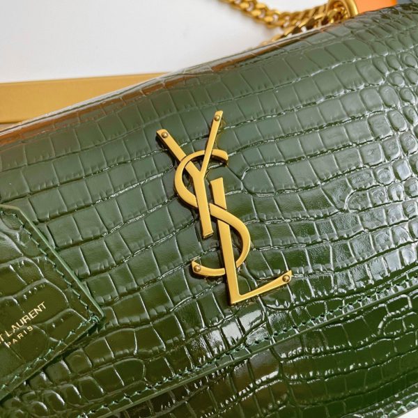 Sac Saint Laurent Sunset Medium à Chaîne en Cuir Embossé Crocodile Vert – Image 9