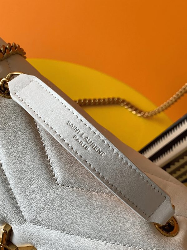 Contrefaçon Sac Saint Laurent LouLou Small à Chaîne en Blanc – Image 2