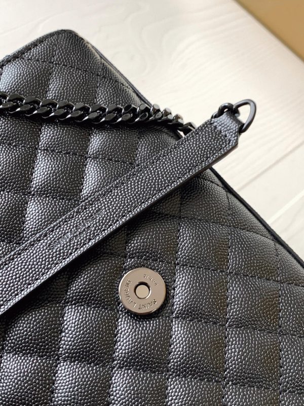 Contrefaçon Sac Saint Laurent Envelope Large Noir avec Ferrures Noires – Image 9