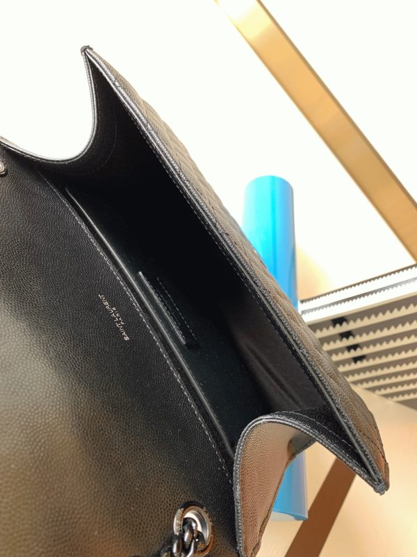 Fausse Sacoche Saint Laurent Envelope Medium Noir avec Ferrures Noires – Image 7