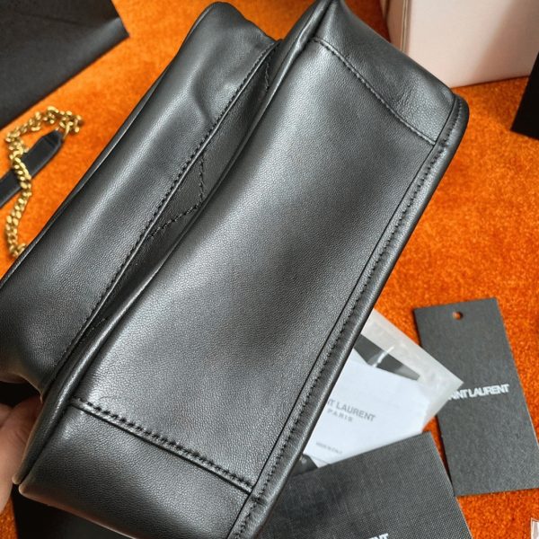 Contrefaçon Sac Saint Laurent Niki Baby à Chaîne en Noir – Image 4