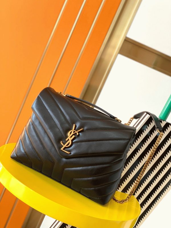 Faux Sac de Créateur Saint Laurent LouLou Small à Chaîne en Noir – Image 4