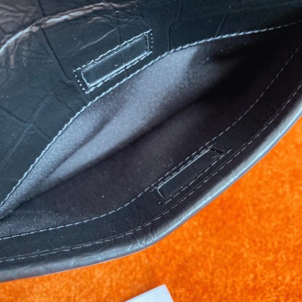 Contrefaçon Sac Saint Laurent Niki Baby à Chaîne en Noir – Image 2