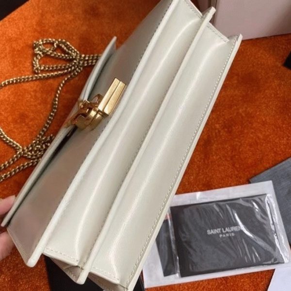 Fausse Sacoche Saint Laurent Cassandra Medium à Chaîne en Blanc – Image 6