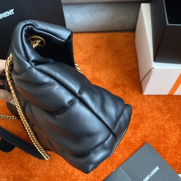 Sac Saint Laurent Puffer Small à Chaîne en Cuir d’Agneau Noir – Image 5