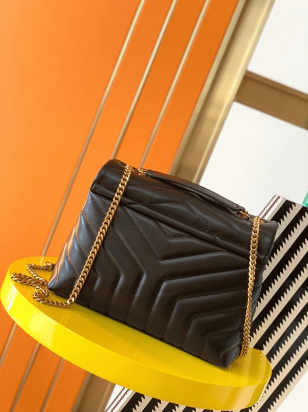 Faux Sac de Créateur Saint Laurent LouLou Small à Chaîne en Noir – Image 10
