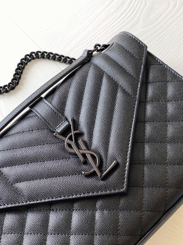 Fausse Sacoche Saint Laurent Envelope Medium Noir avec Ferrures Noires – Image 2