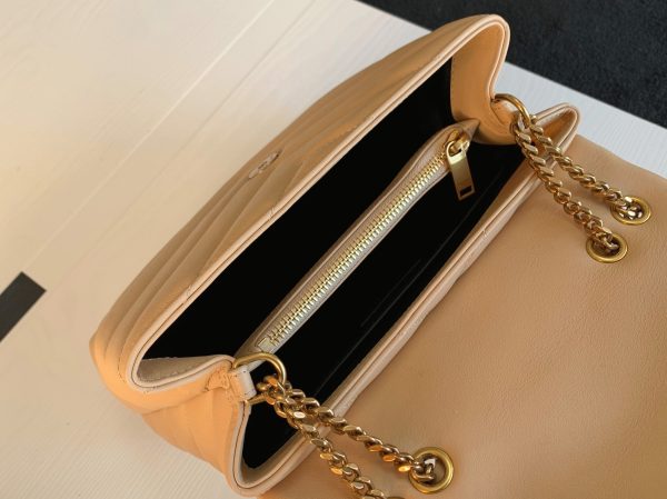 Réplique Sac Saint Laurent LouLou Small à Chaîne en Beige – Image 7