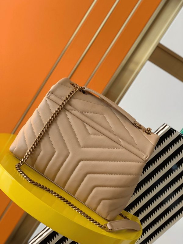 Réplique Sac Saint Laurent LouLou Small à Chaîne en Beige – Image 3