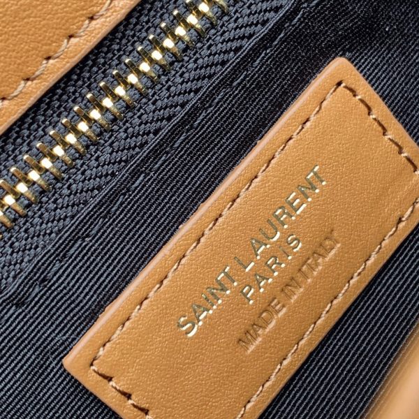 Contrefaçon Sac Saint Laurent LouLou Toy avec Bandoulière en Marron – Image 9