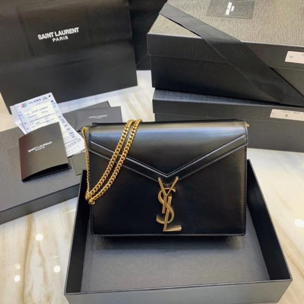Contrefaçon Sac Saint Laurent Cassandra Medium à Chaîne en Noir – Image 2