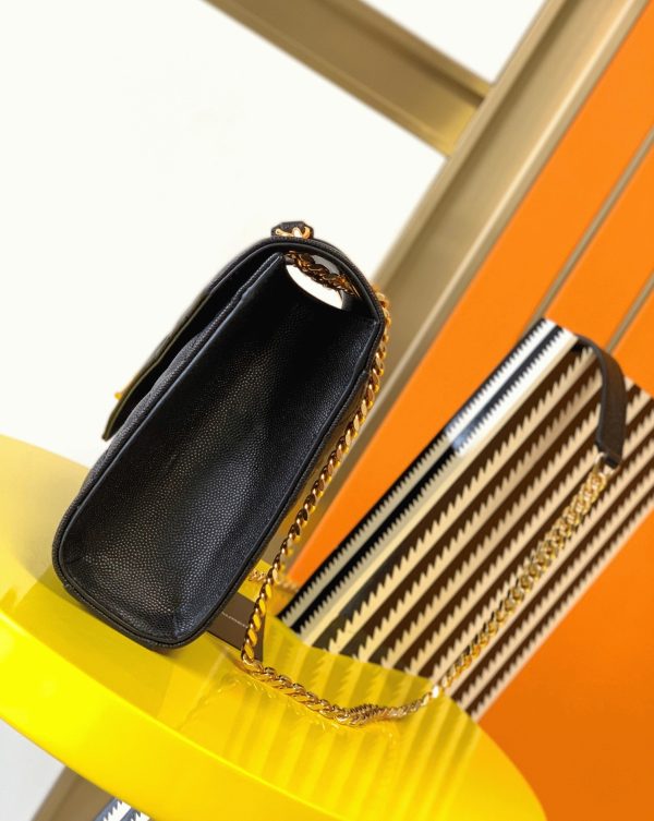 Fausse Sacoche Saint Laurent Envelope Medium en Noir – Image 7
