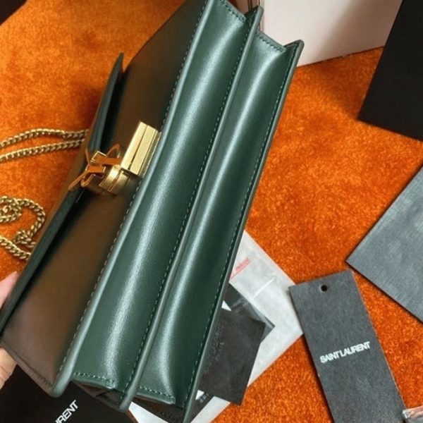Fausse Sacoche Saint Laurent Cassandra Medium à Chaîne en Vert – Image 10
