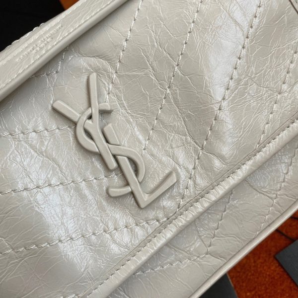 Imitation Sac Saint Laurent Niki Baby à Chaîne en Blanc – Image 3