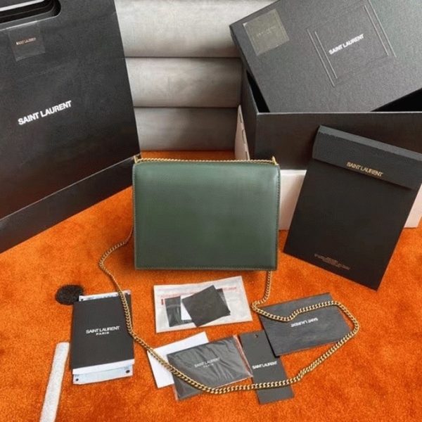 Fausse Sacoche Saint Laurent Cassandra Medium à Chaîne en Vert – Image 4