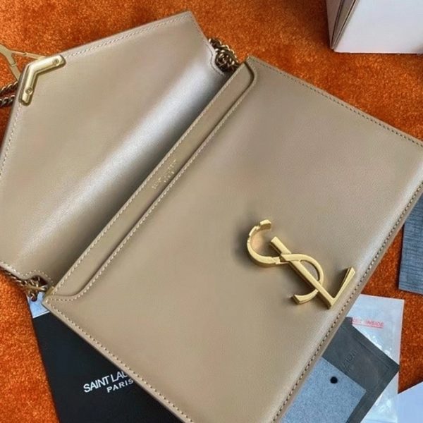 Réplique Sac Saint Laurent Cassandra Medium à Chaîne en Beige – Image 8